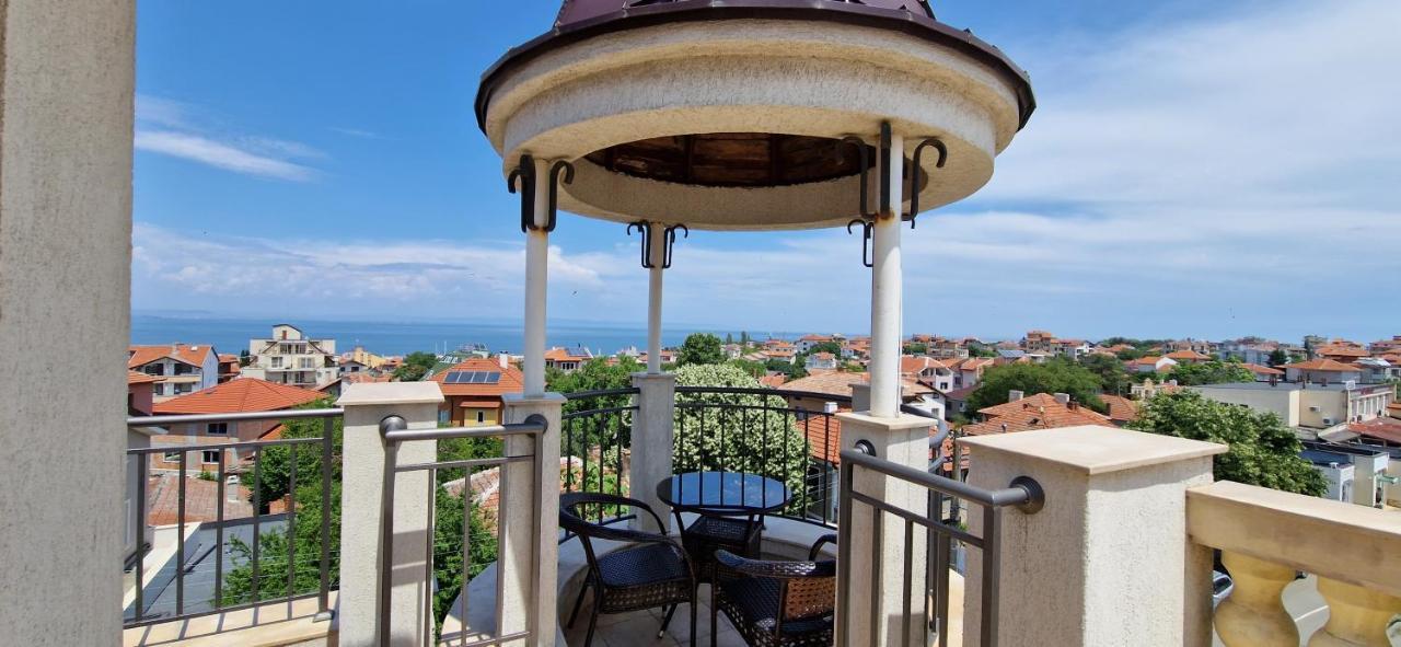 Luxury Apartments Ekaterina Chernomorets Exterior photo